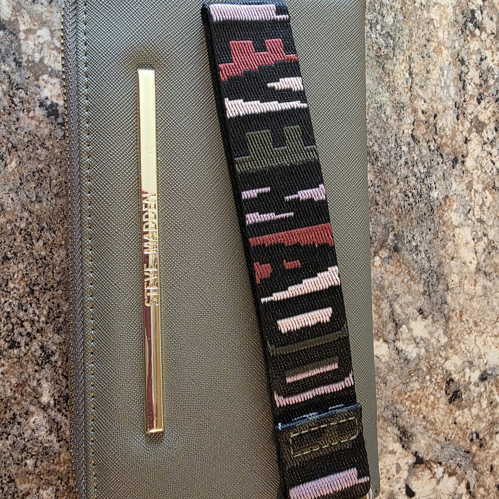 Steve Madden Green Wallet with Multicolor Strap